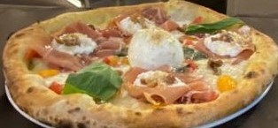 Pizzeria con forno a legna a Messina